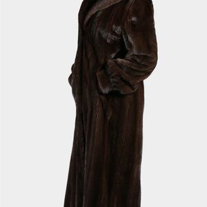Luxurious Real Ranch Mink Full length Coat, Brand New all tags and paperwork!